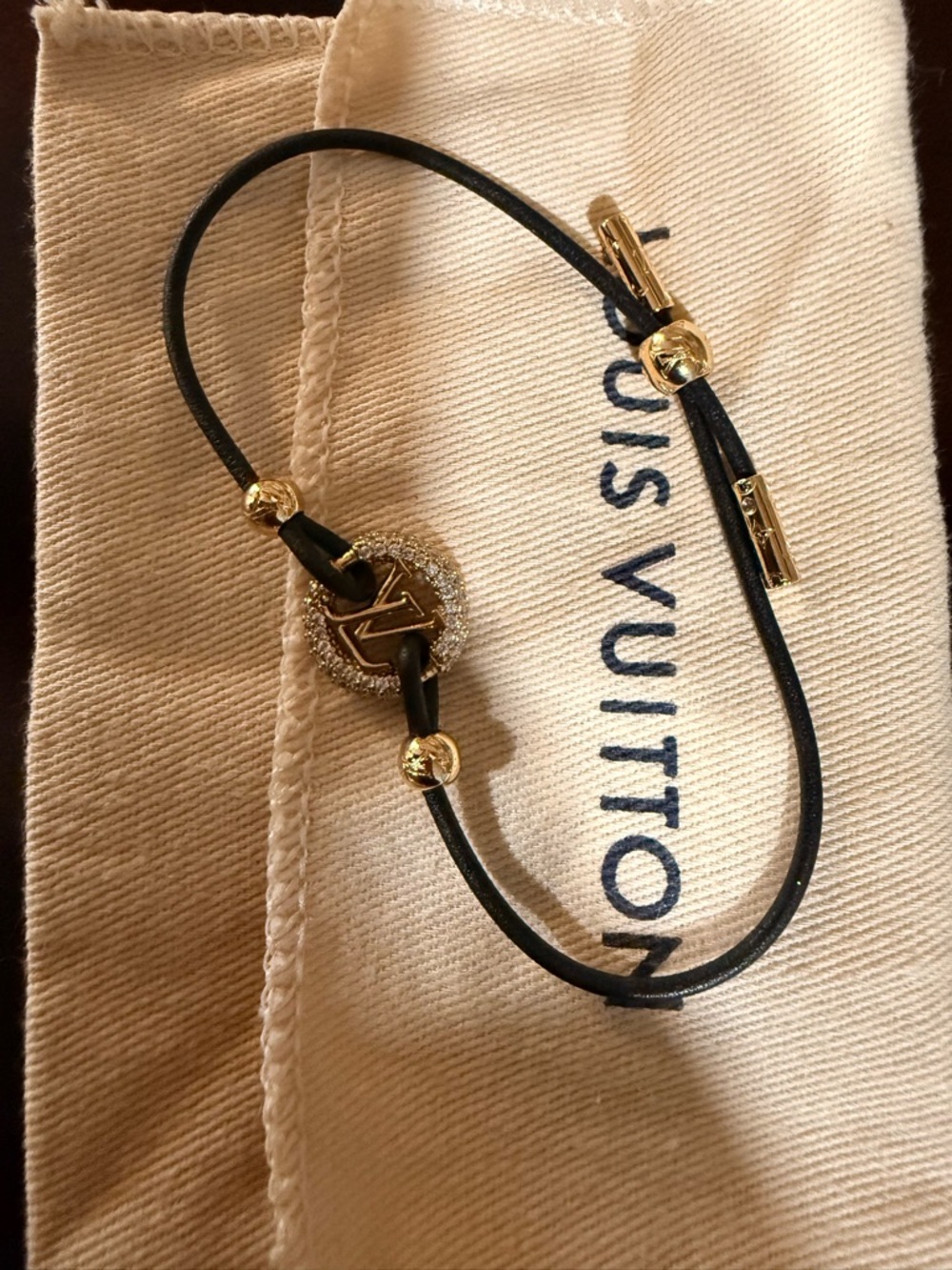 Louis Vuitton Black and Gold Glitter LV Charm Bracelet - Picture 4 of 5